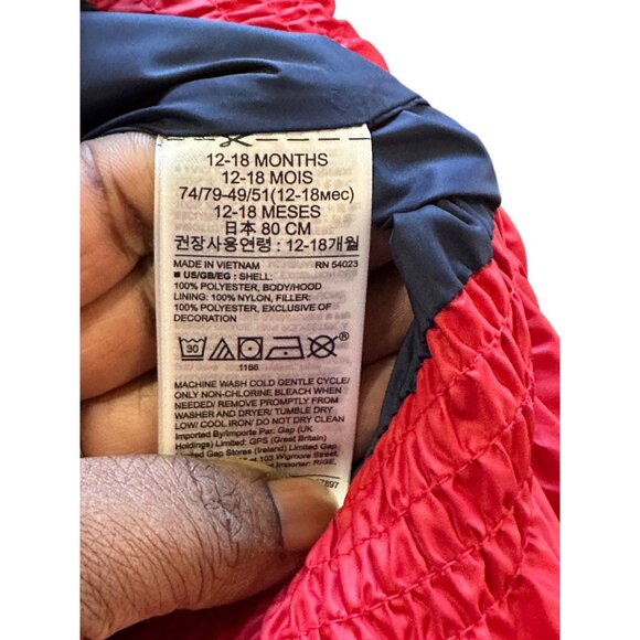 Baby GAP Red Puffer Vest With Hood 12-18 Months 100% Polyester Winter Wear - Picture 5 of 7